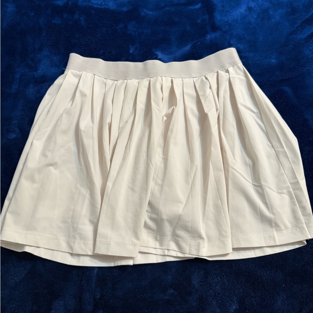 Athleta Cream Pleated Skirt
